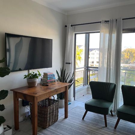 Luxury One Bedroom Apartment Somerset West Buitenkant foto