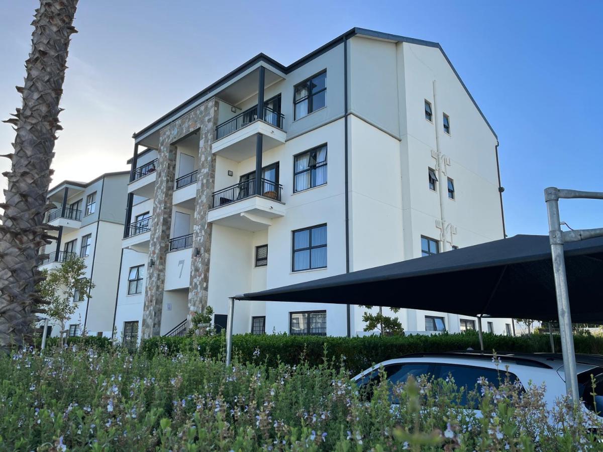 Luxury One Bedroom Apartment Somerset West Buitenkant foto